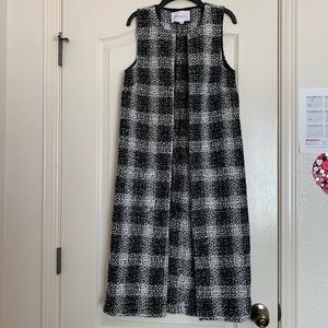 BCBGeneration Long black and white vest